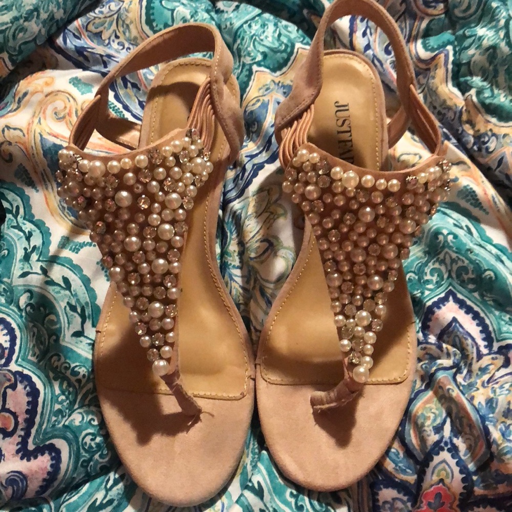 WORN ONCE Adorable Wedged Sandal